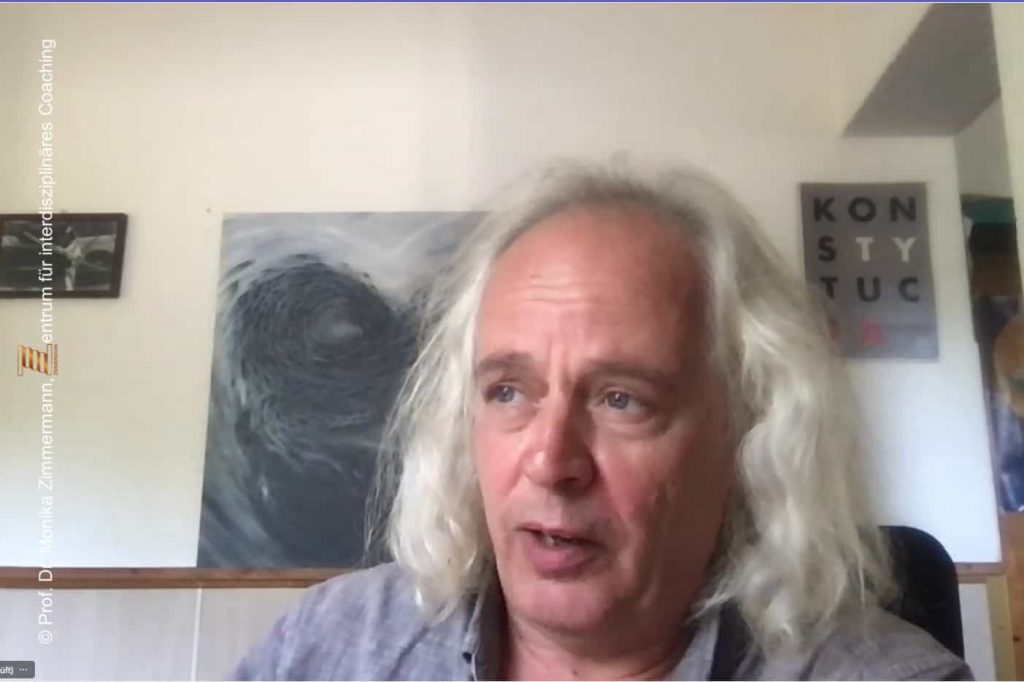 Matthias Ohler in der Supervision beim Zentrum